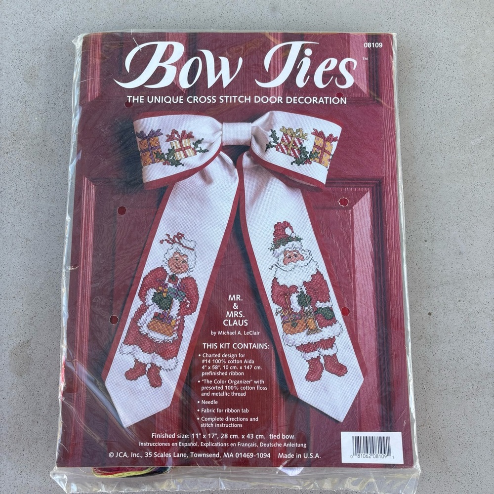 Bow Ties Mr & Mrs Claus Cross Stitch Kit
